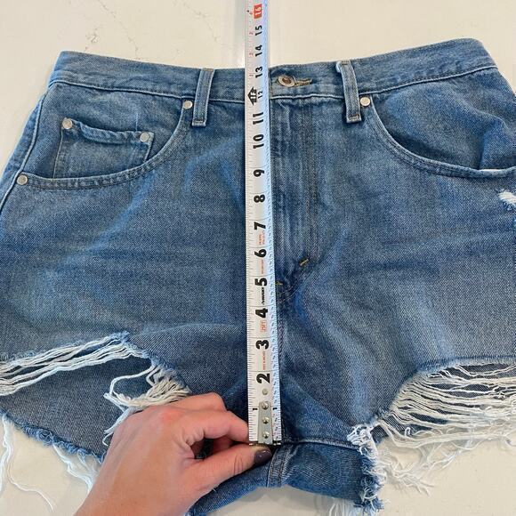 Levi's Silver Tab Mom‎ Jean Shorts size 31 - Picture 5 of 7